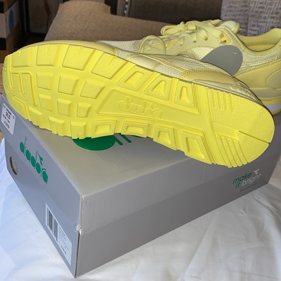 BNWT DIADORA Yellow Gelato Sneakers - Picture 8 of 8